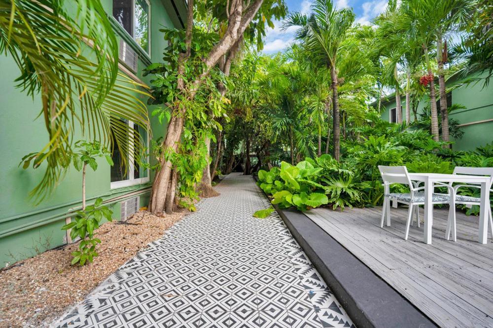 Garden Hotel Miami Airport, Trademark Collection By Wyndham Miami Springs Екстер'єр фото